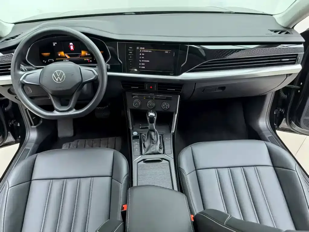 Volkswagen Passat — фото 10
