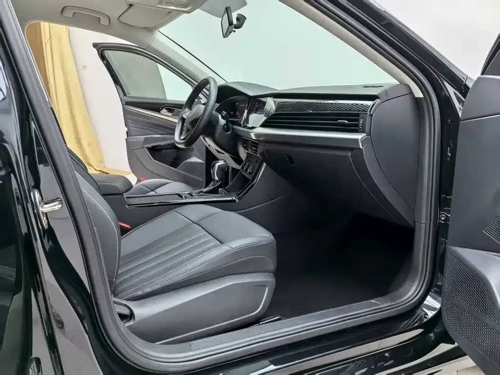Volkswagen Passat — фото 8