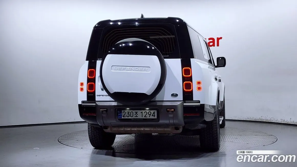 Land Rover Defender — фото 4