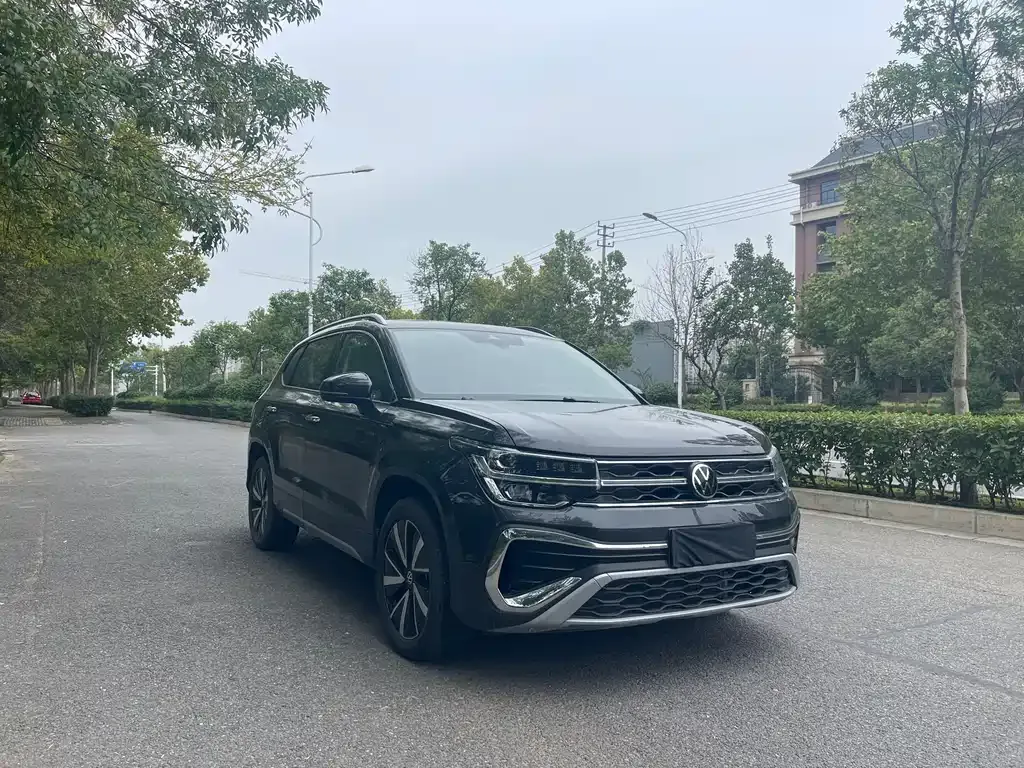 Volkswagen Tharu — фото 3