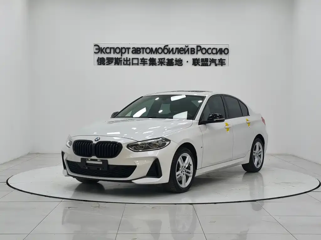 BMW 1 Series — фото 1