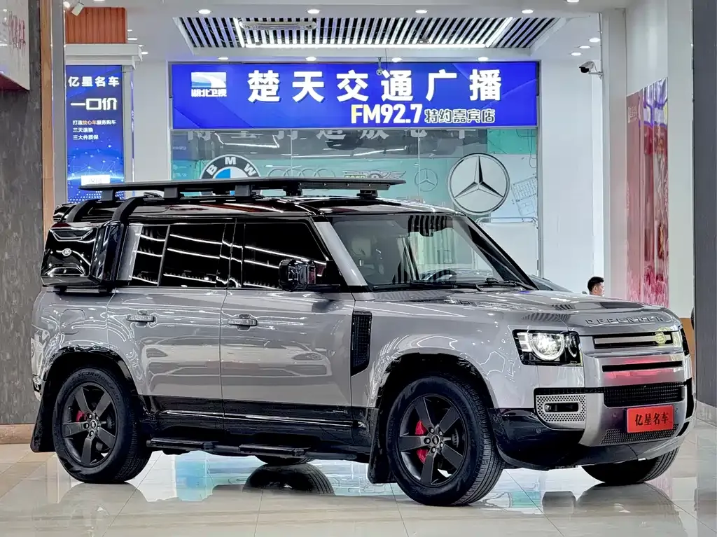Land Rover Defender — фото 3