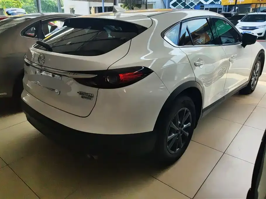 Mazda CX-4 — фото 3