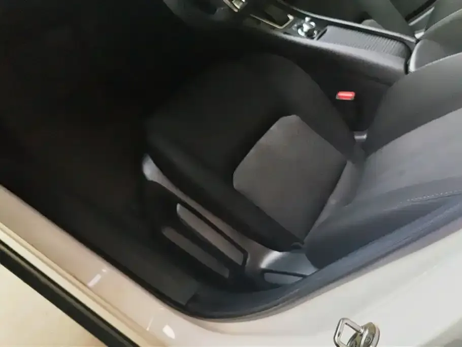 Mazda CX-4 — фото 9
