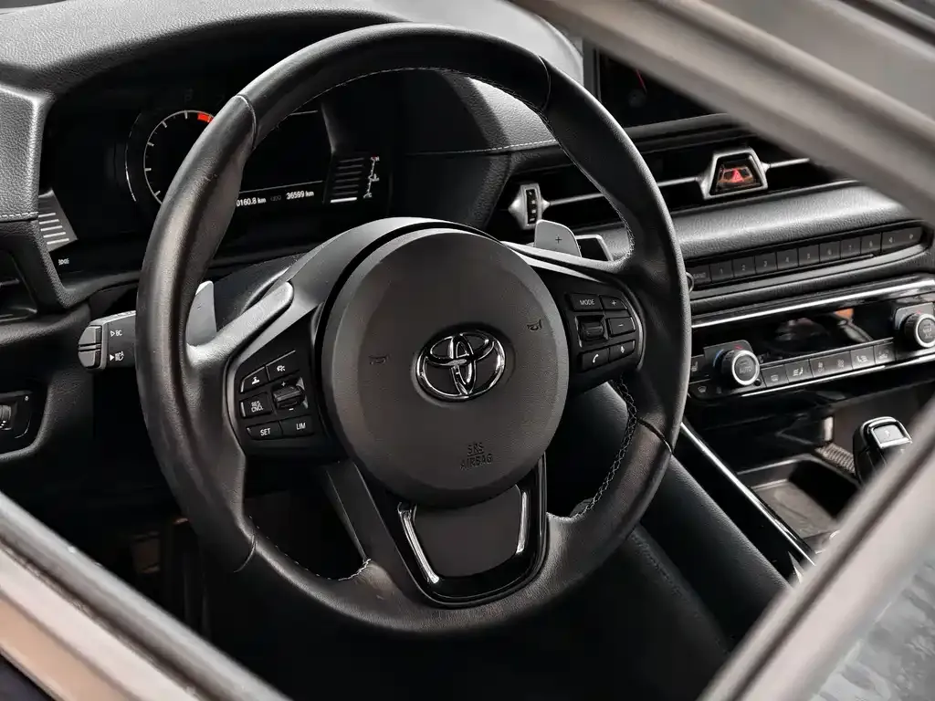 Toyota Supra — фото 9