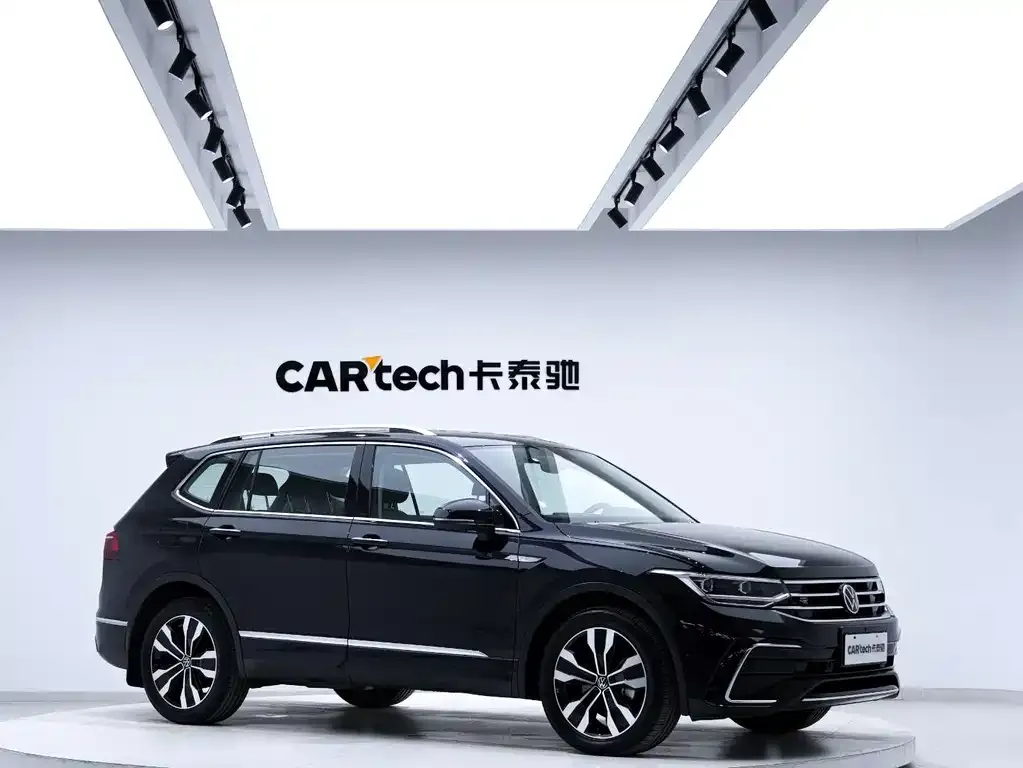 Volkswagen Tiguan L — фото 3