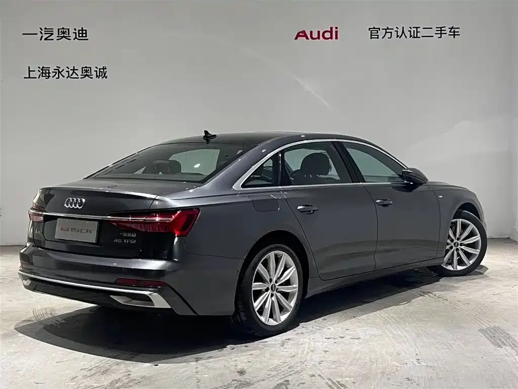 Audi A6L — фото 5