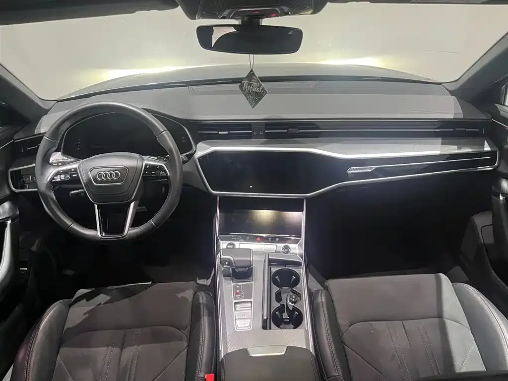 Audi A6L — фото 6