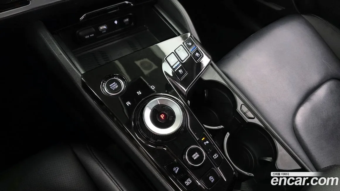 Kia Sportage — фото 9