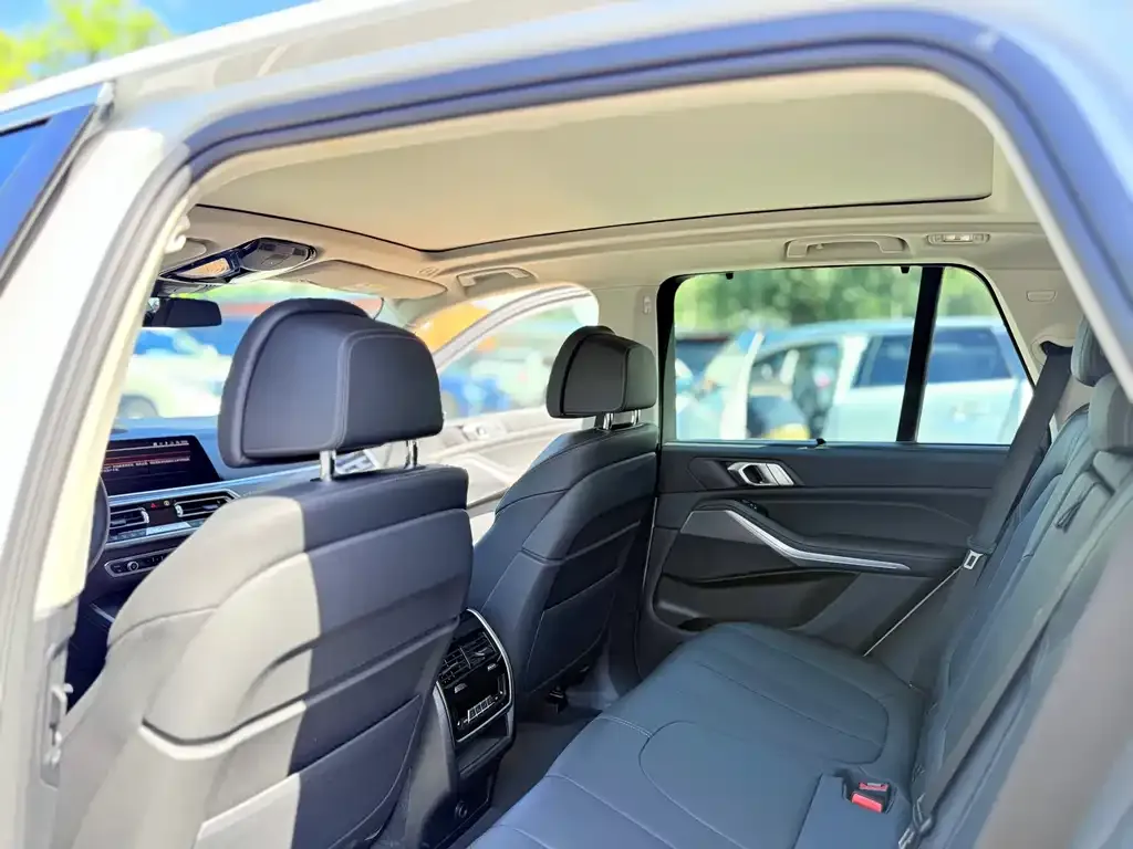 BMW X5 (Import) — фото 10