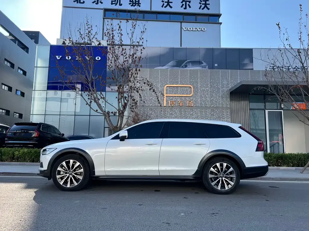 Volvo V90 — фото 4