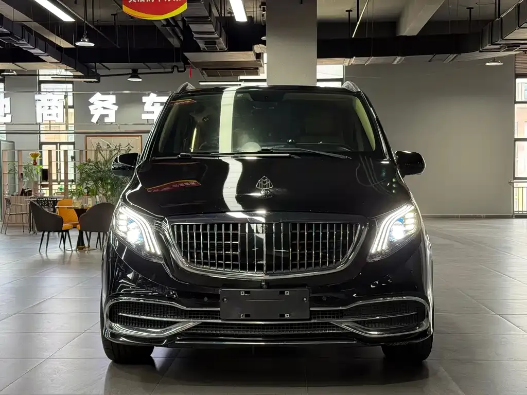 Mercedes-Benz Vito — фото 1