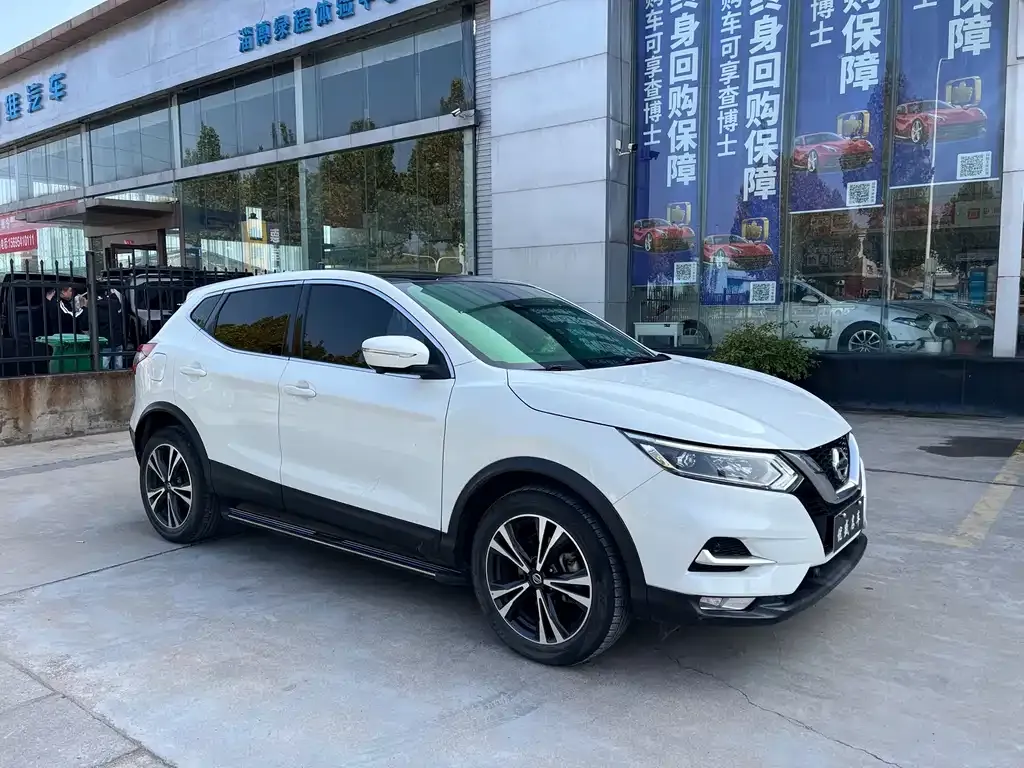 Nissan Qashqai — фото 3