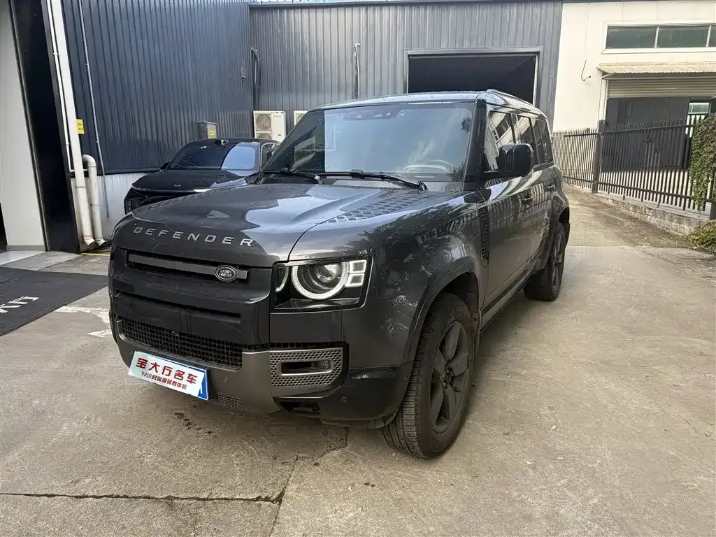 Land Rover Defender — фото 1