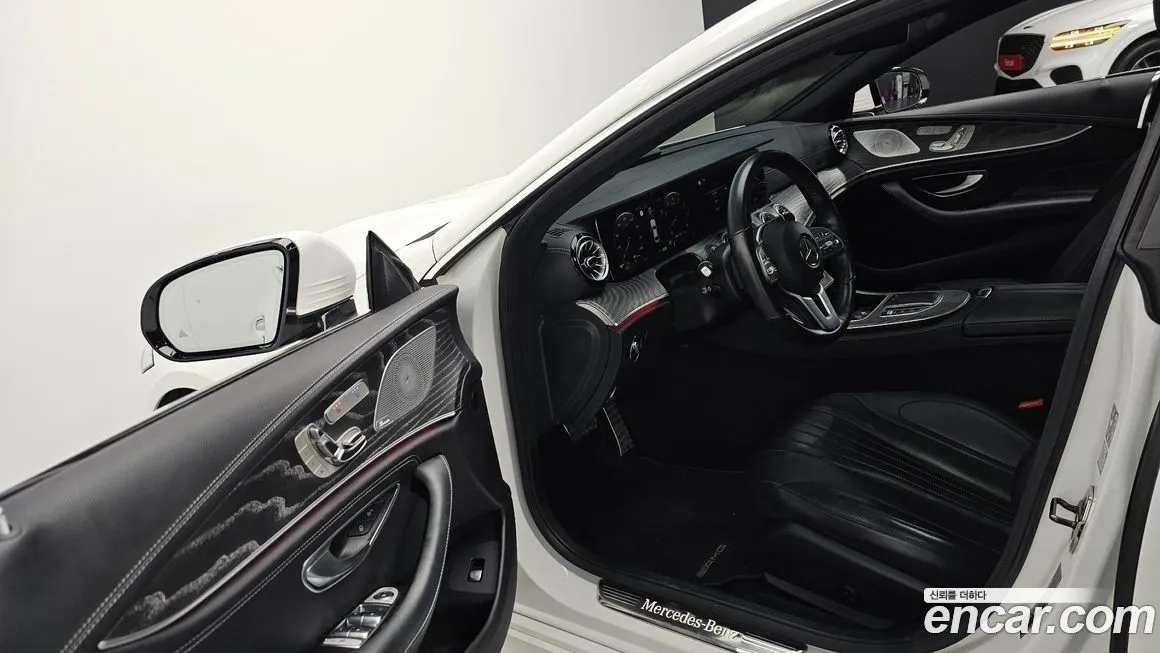 Mercedes-Benz CLS-Class — фото 10