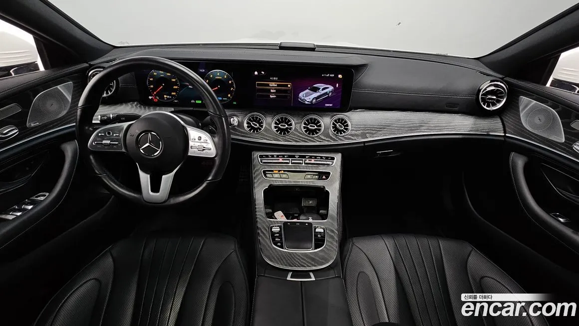 Mercedes-Benz CLS-Class — фото 7
