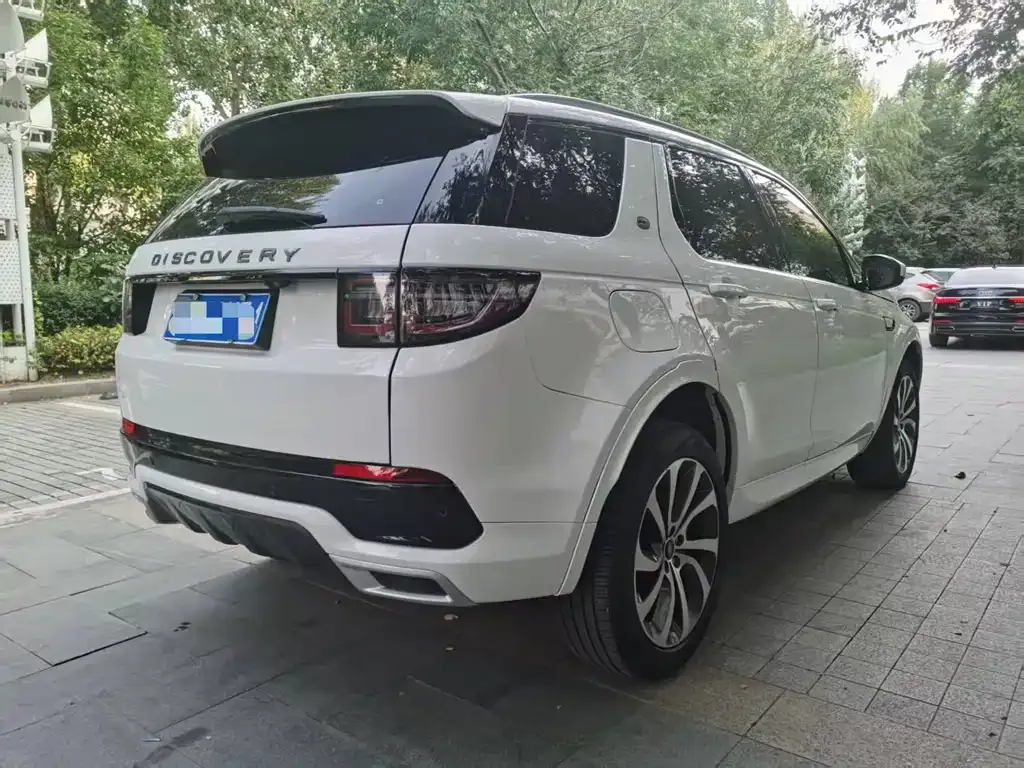 Land Rover Discovery Sport — фото 9