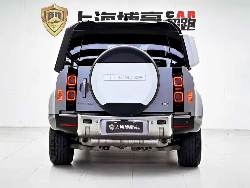 Land Rover Defender — фото 10