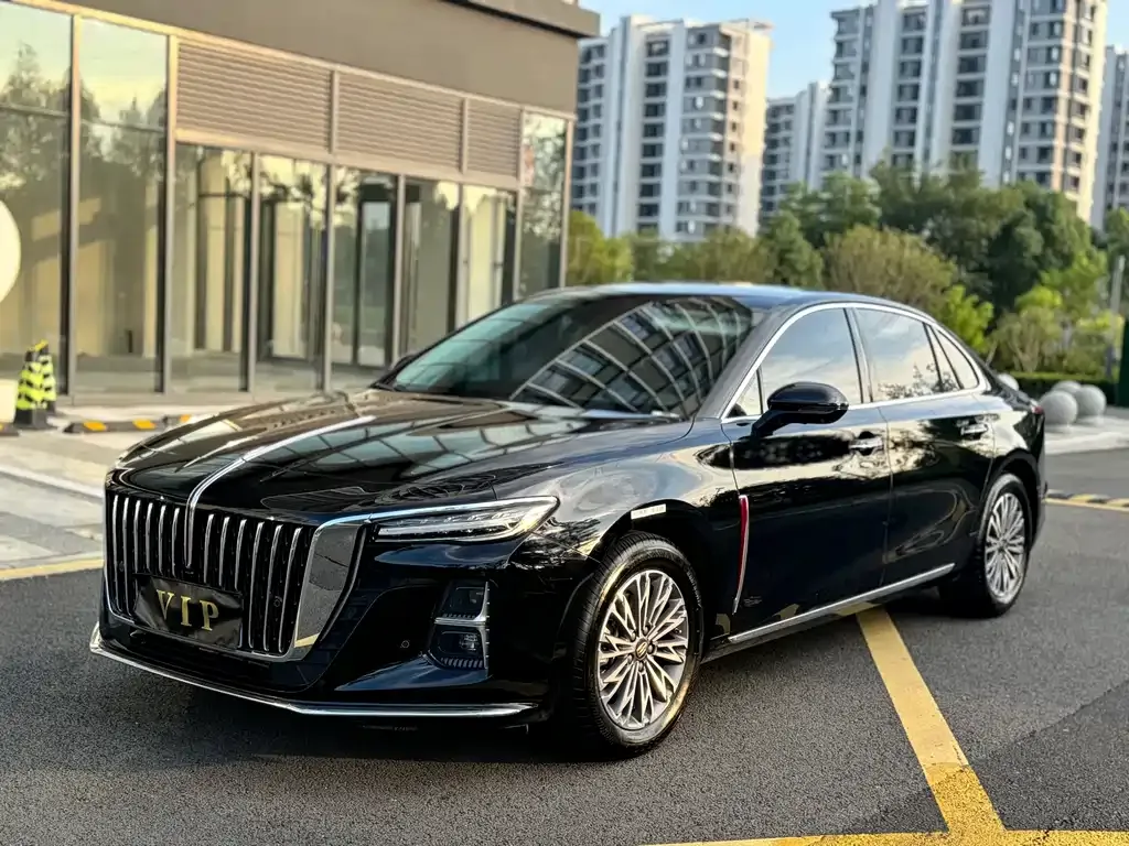 Hongqi H5 — фото 1