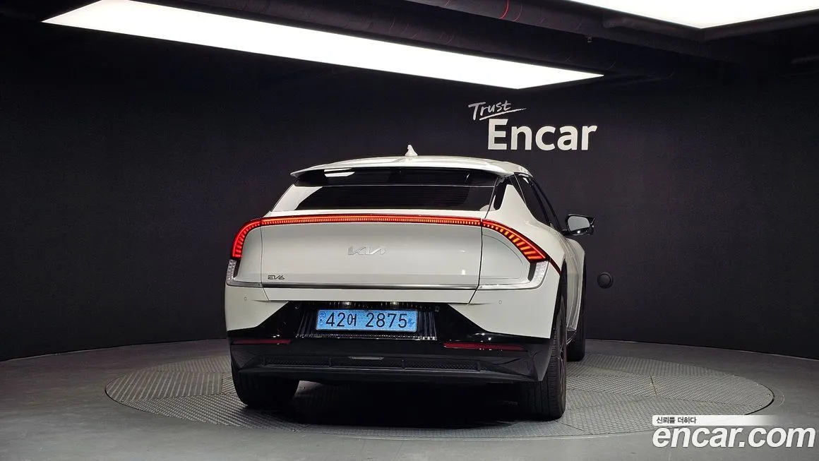 Kia EV6 — фото 4