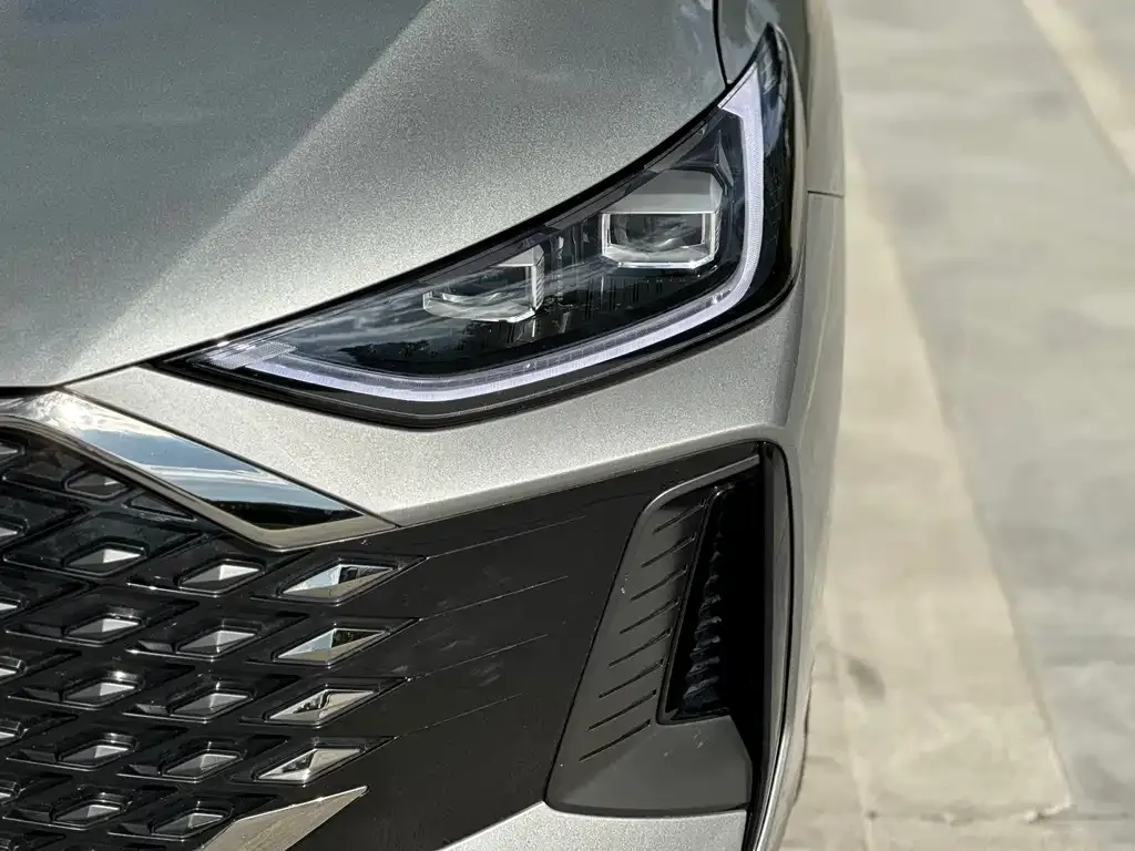 Chery Arrizo 8 PRO — фото 4