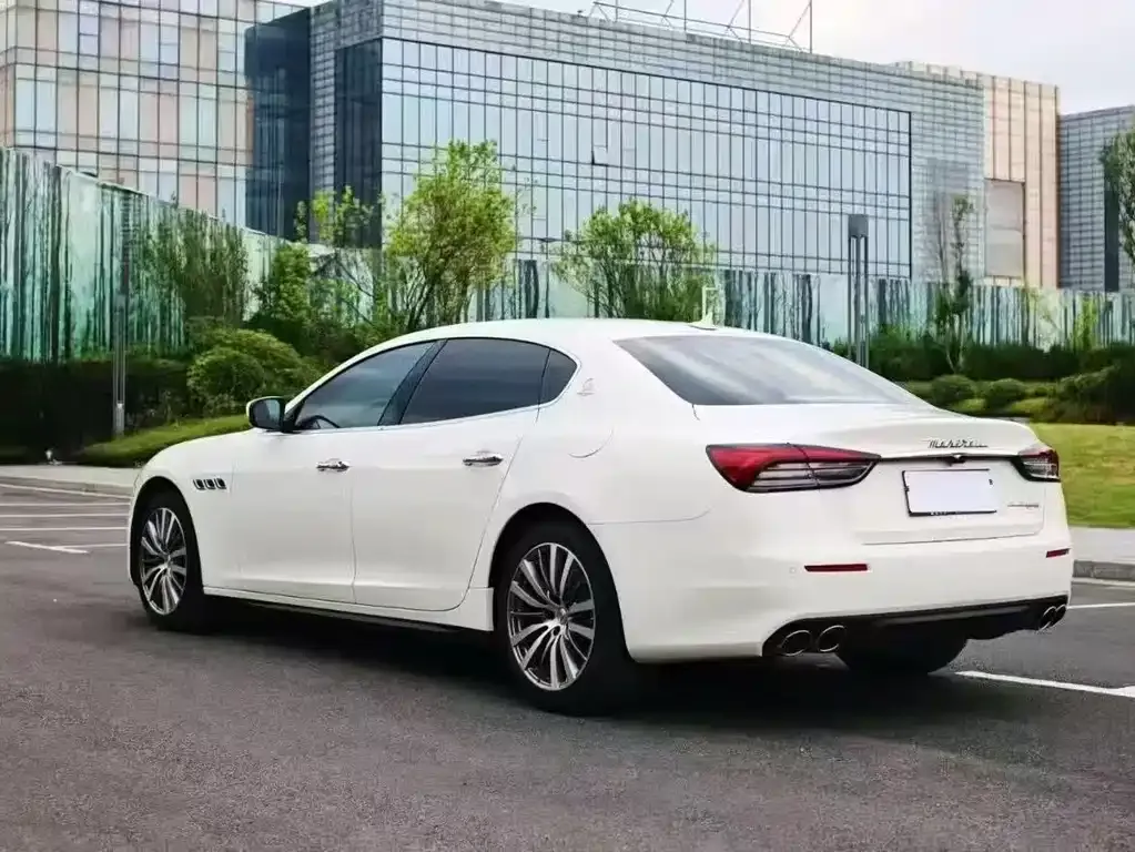 Maserati Quattroporte — фото 4