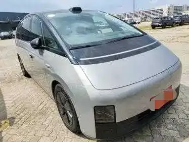Li Auto MEGA — фото 4