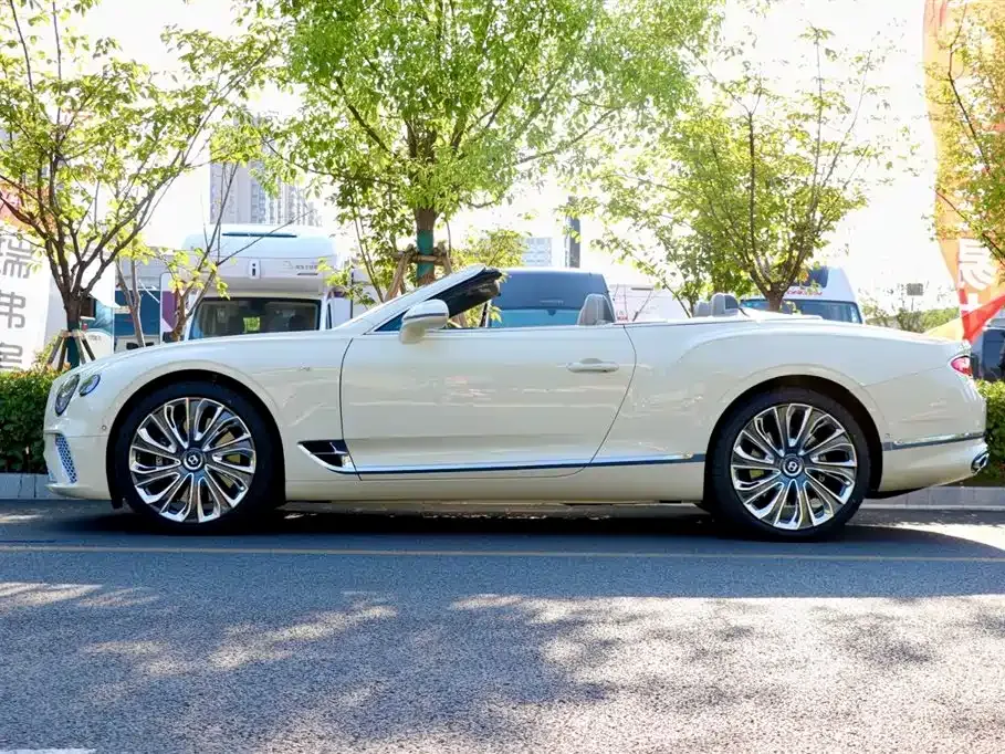 Bentley Continental — фото 4