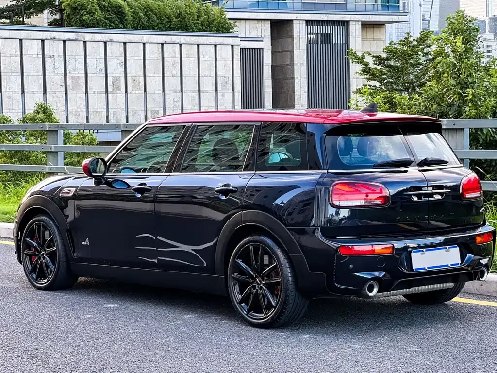 MINI Clubman JCW — фото 4