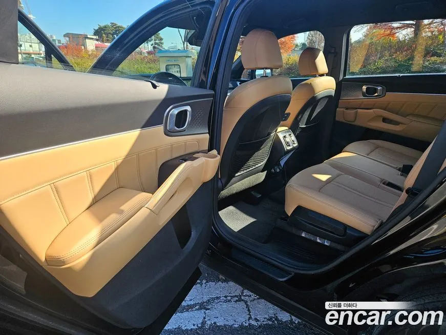 Kia Sorento — фото 10