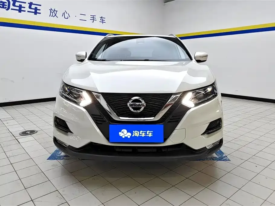 Nissan Qashqai — фото 2