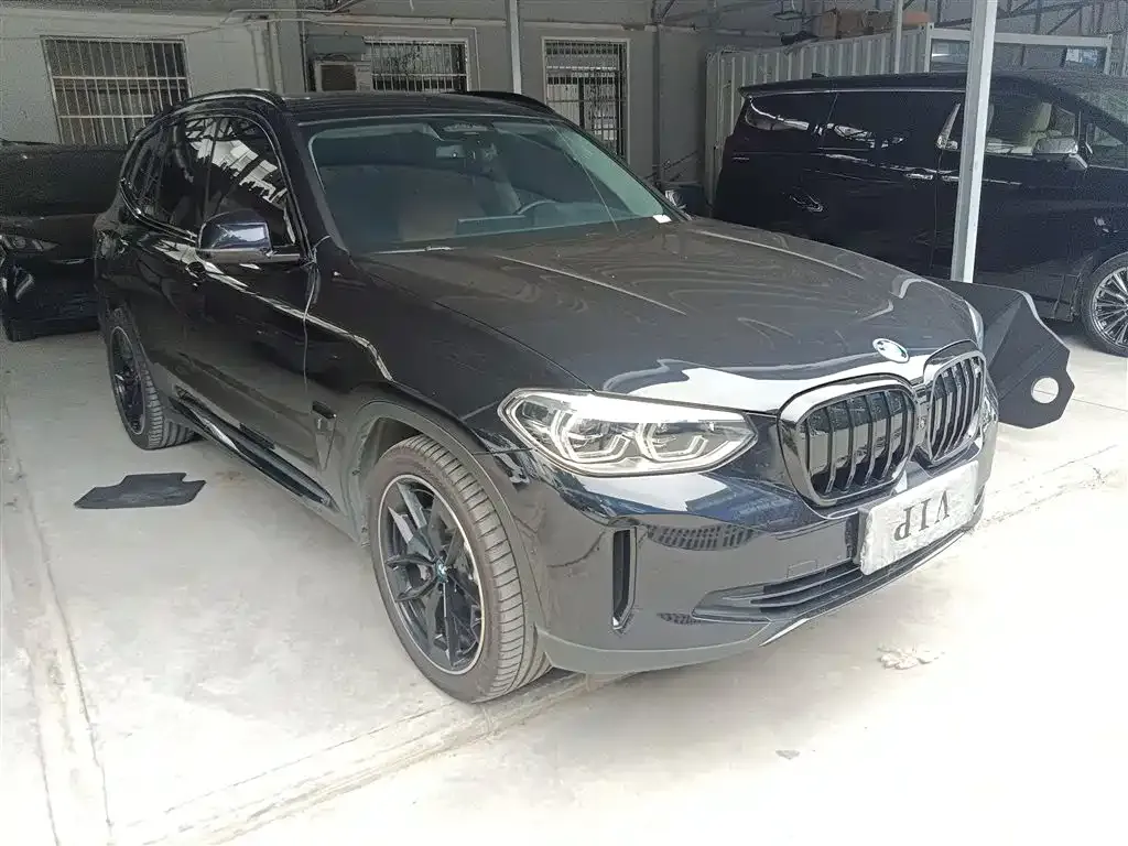 BMW iX3 — фото 4