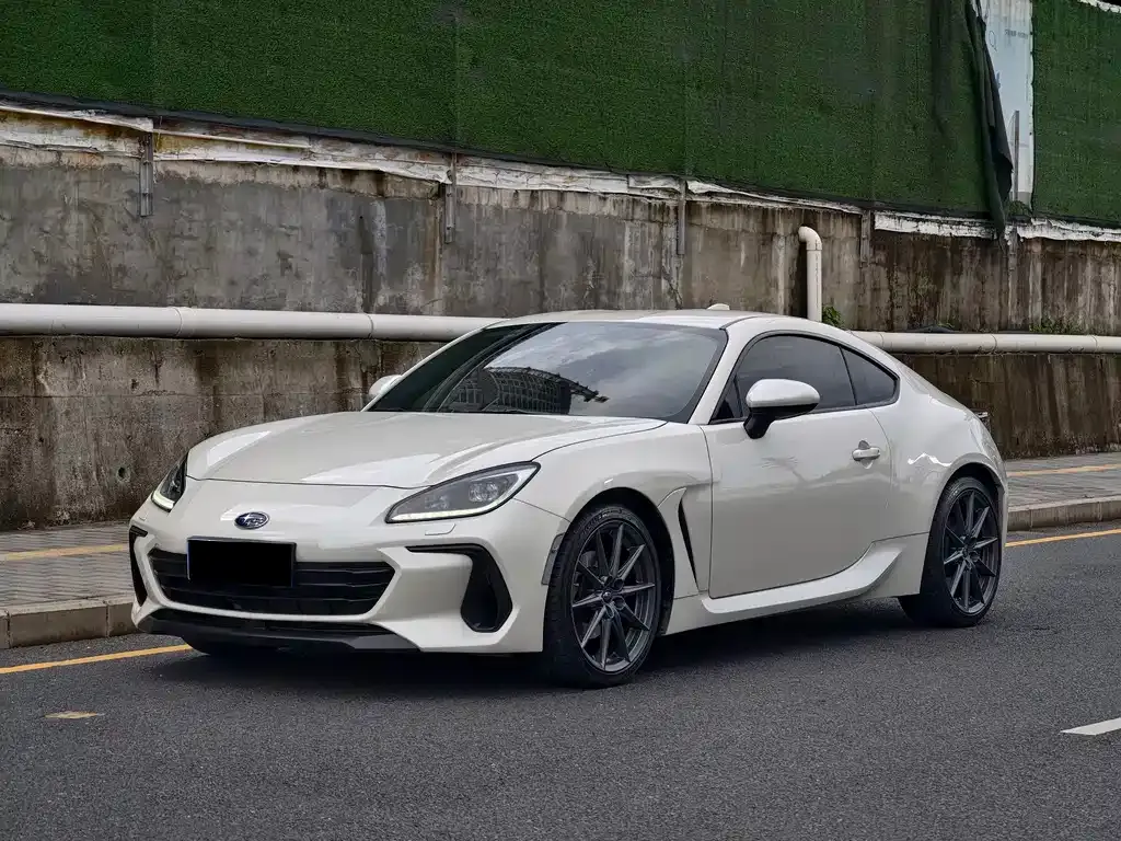 Subaru BRZ — фото 1