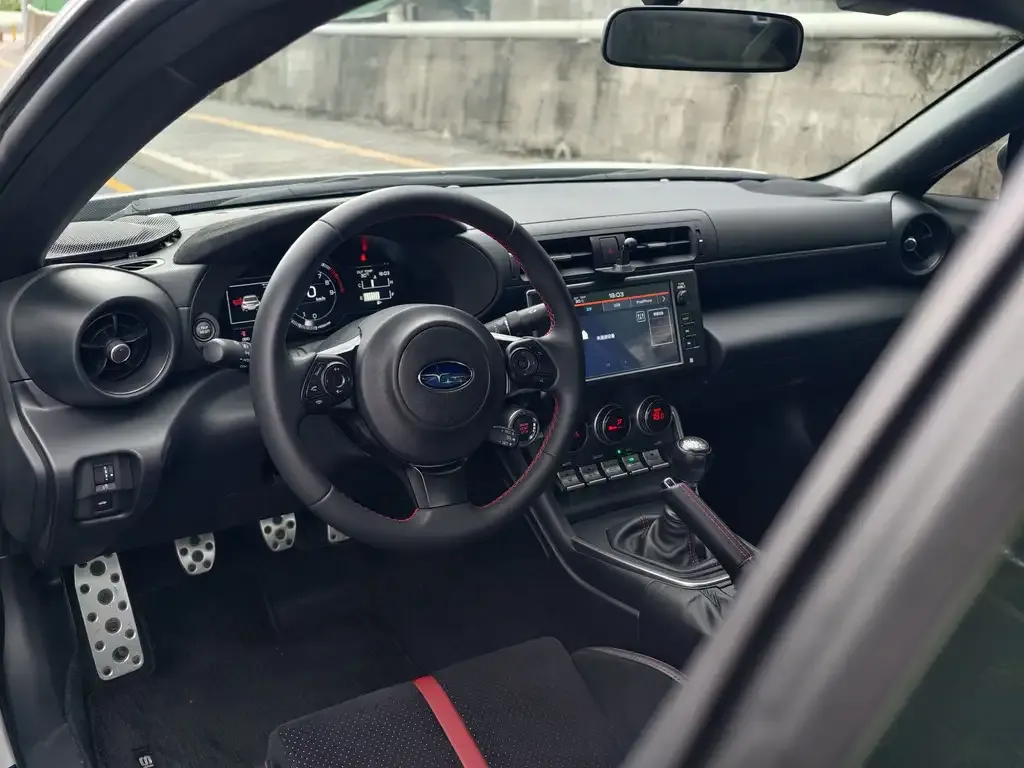 Subaru BRZ — фото 5