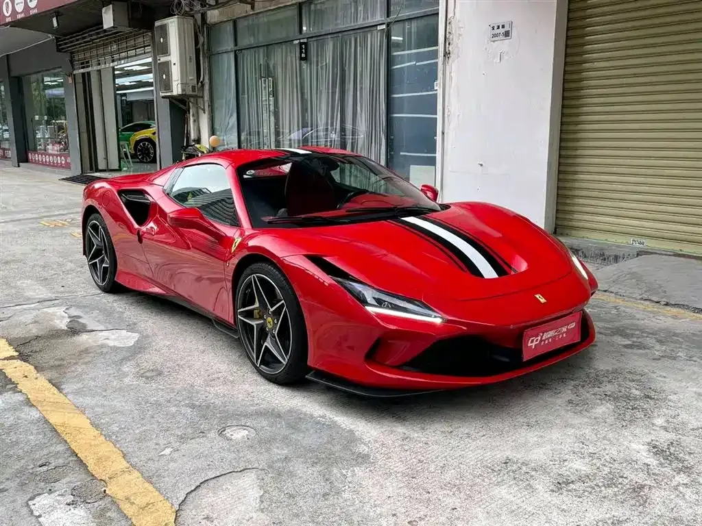 Ferrari F8 — фото 3