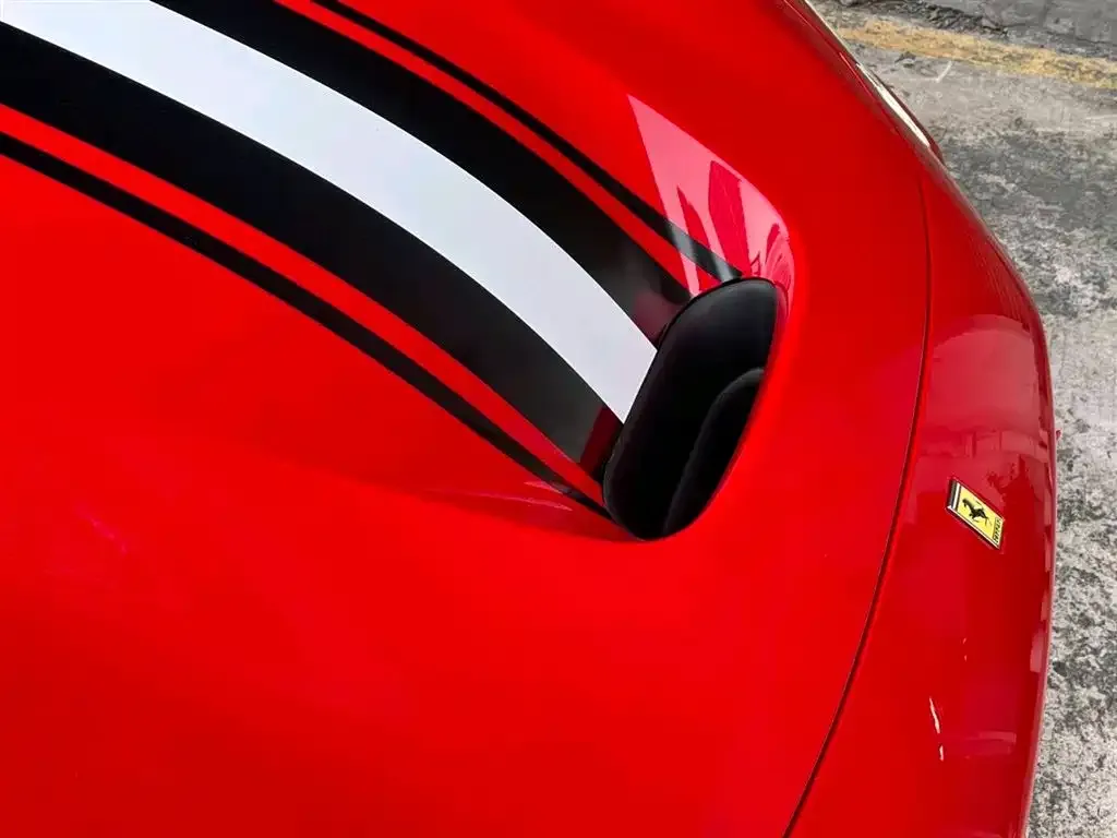 Ferrari F8 — фото 5