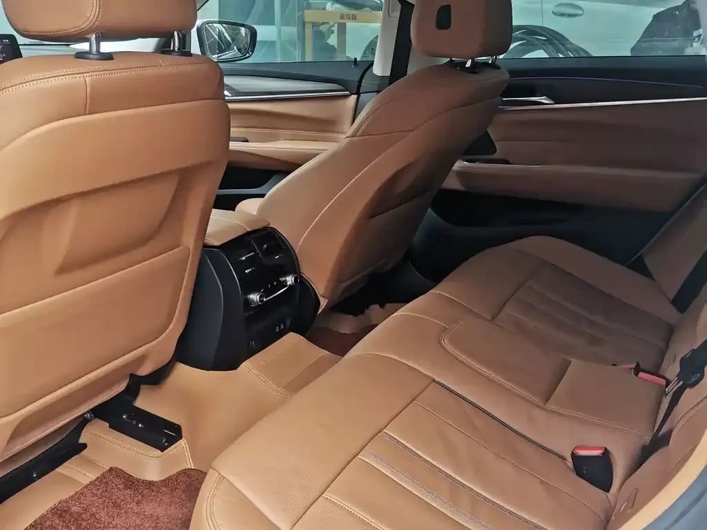 BMW 6 Series GT — фото 9
