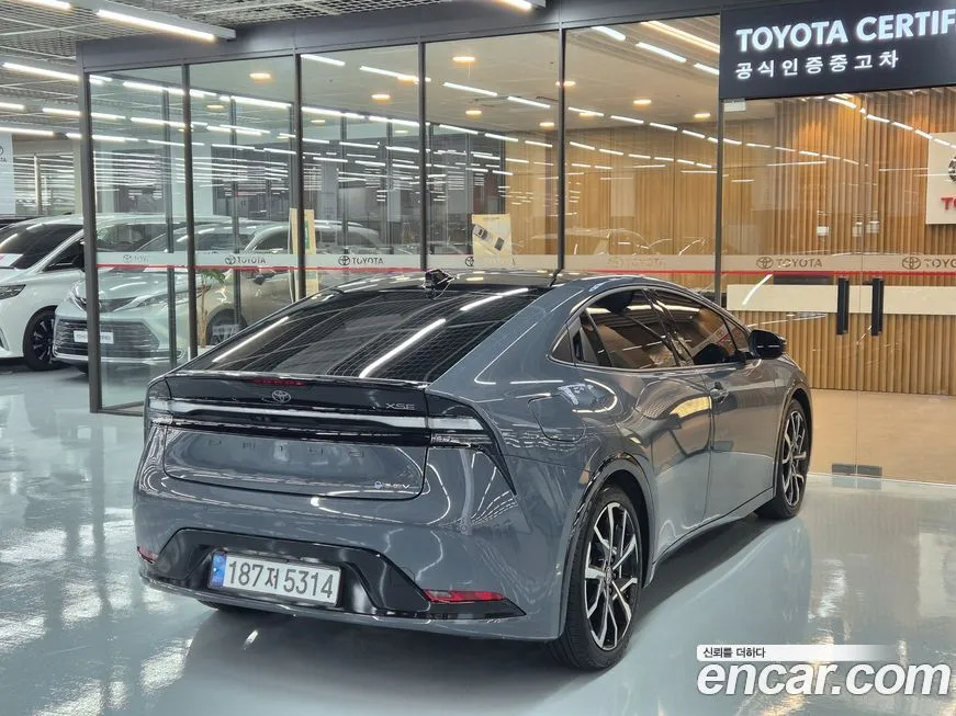 Toyota Prius — фото 2