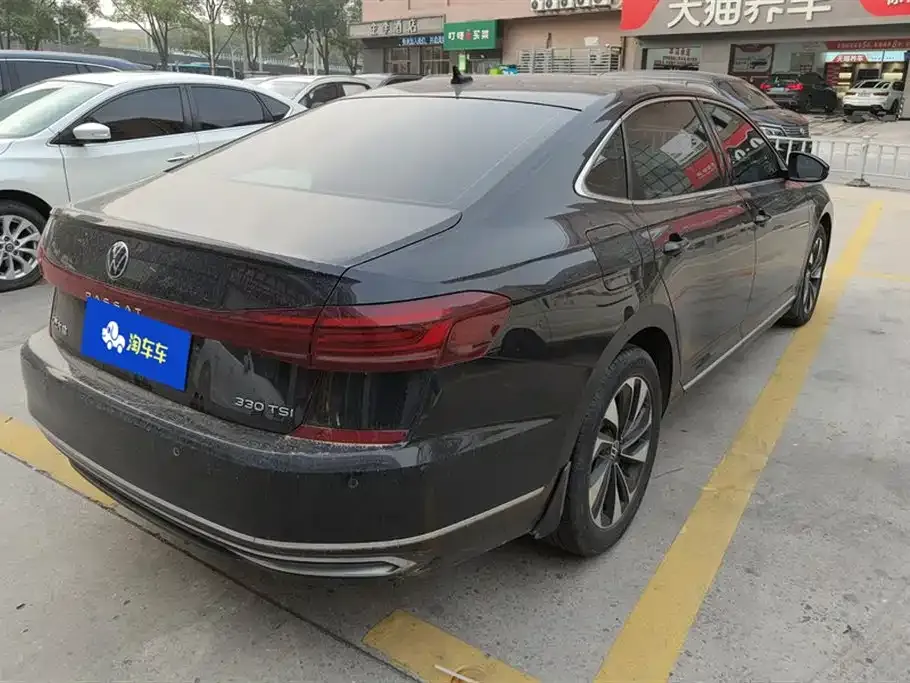 Volkswagen Passat — фото 3