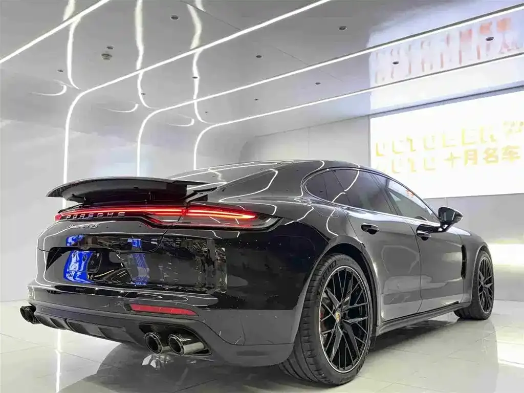 Porsche Panamera — фото 5