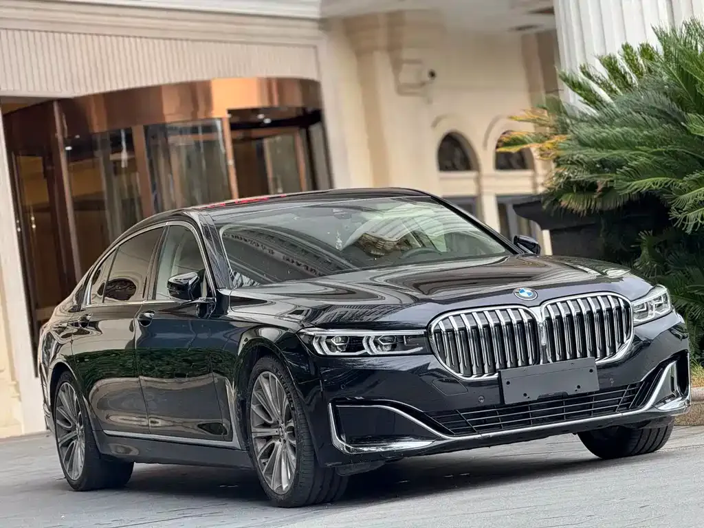 BMW 7 Series — фото 3