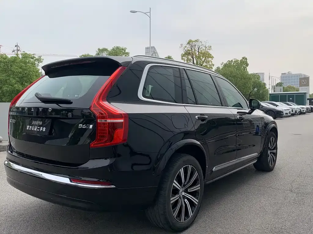 Volvo XC90 — фото 7