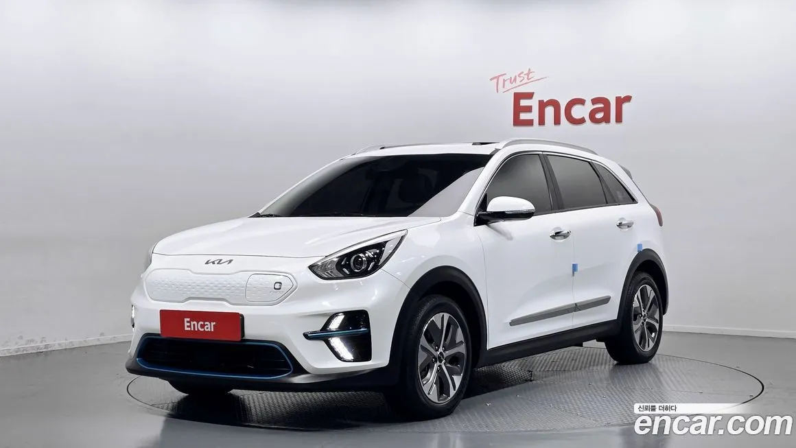 Kia Niro — фото 1