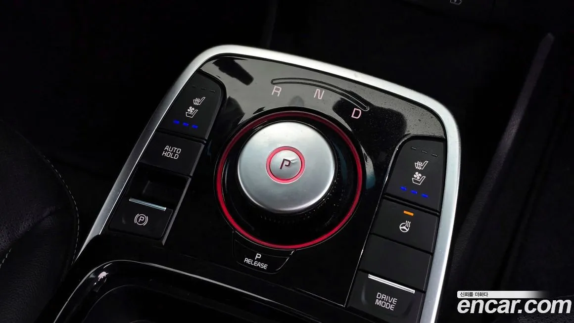 Kia Niro — фото 9