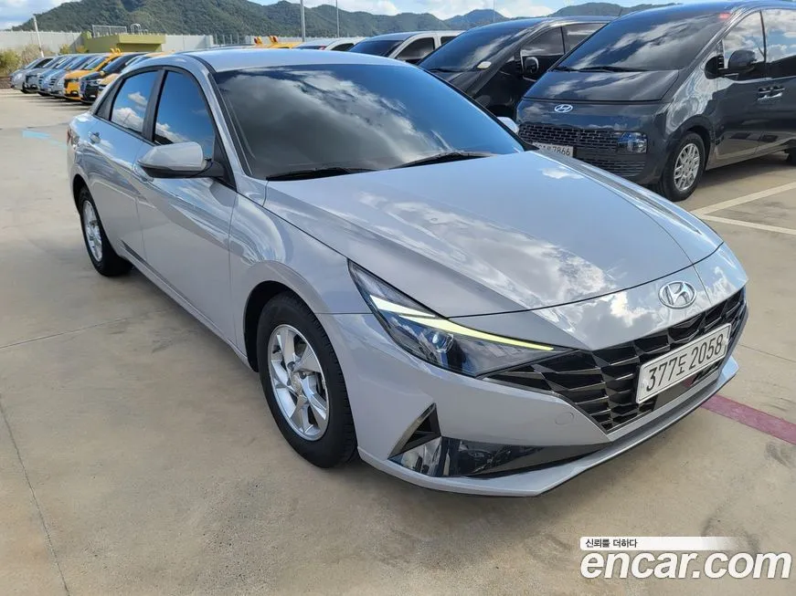 Hyundai AVANTE — фото 3