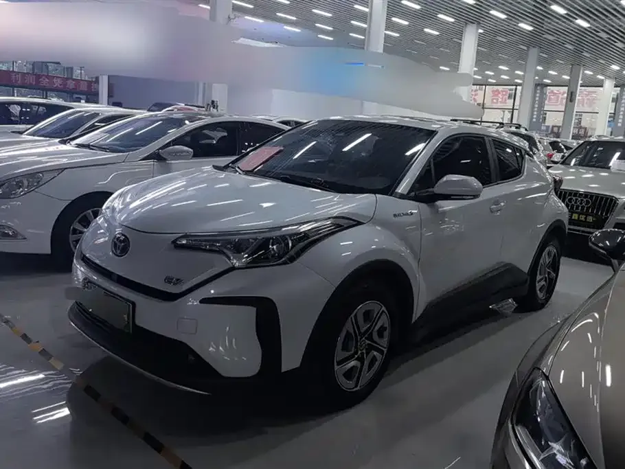 Toyota IZOA EV — фото 1