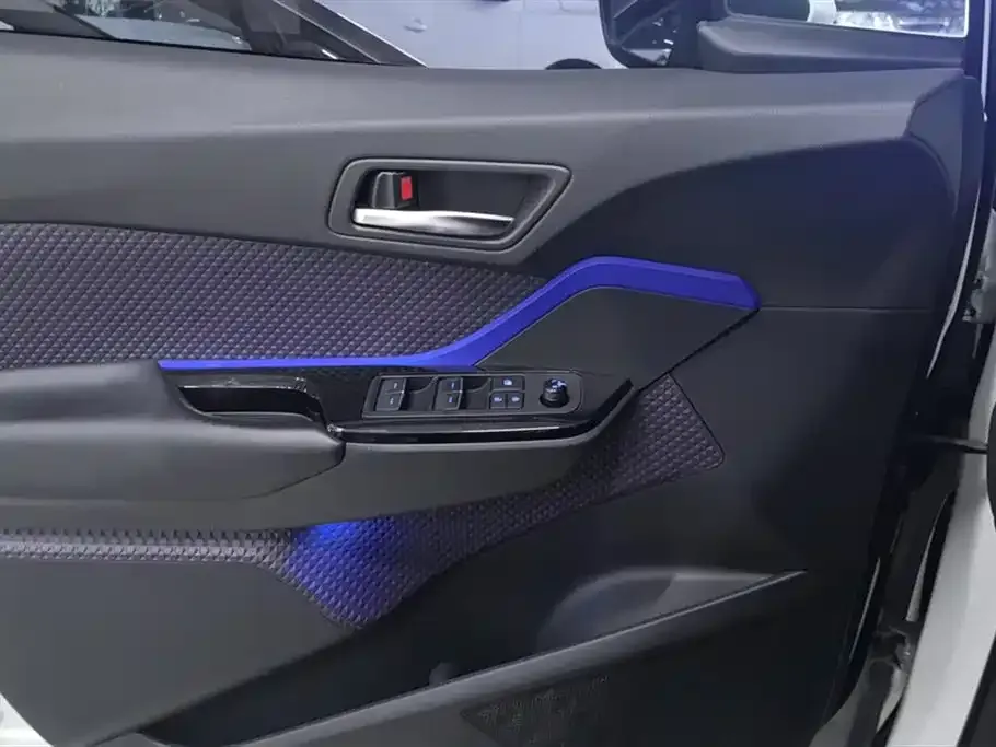 Toyota IZOA EV — фото 7