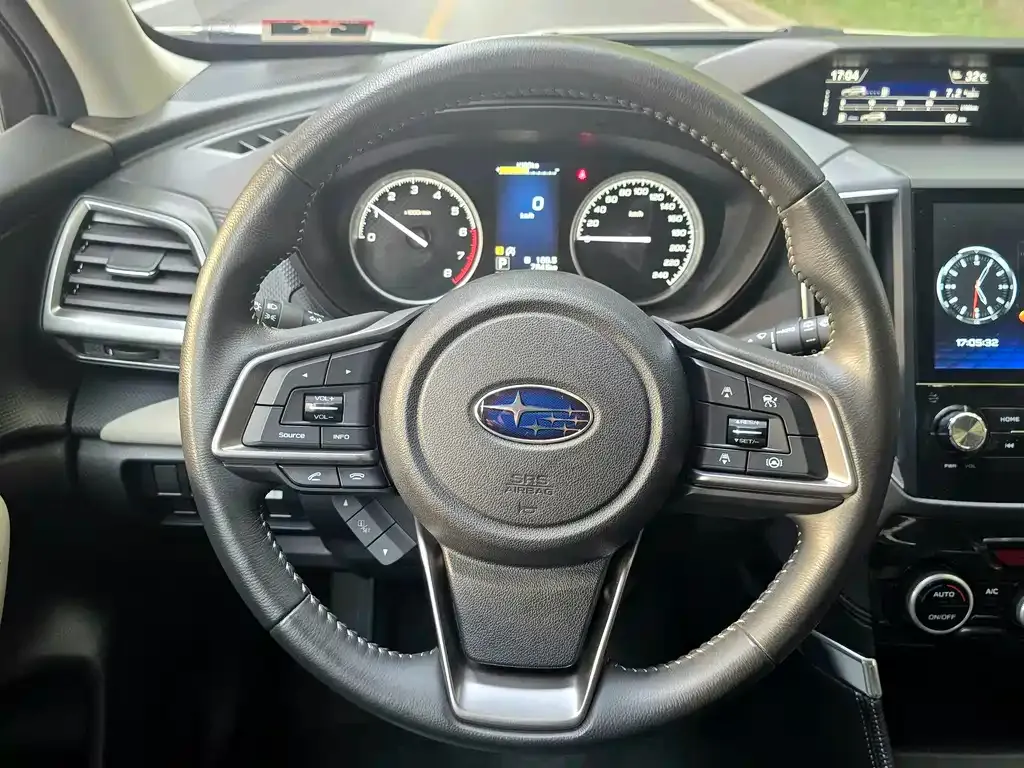 Subaru Forester — фото 10
