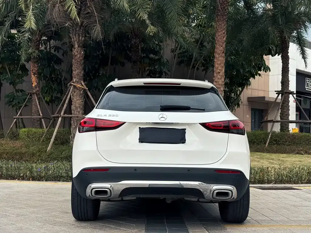 Mercedes-Benz GLA — фото 5