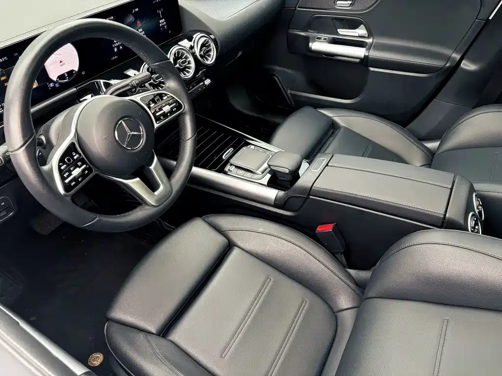 Mercedes-Benz GLA — фото 7